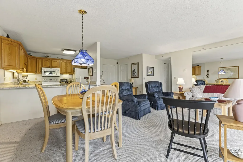 215 E Grand Avenue Old Orchard Beach ME 04064