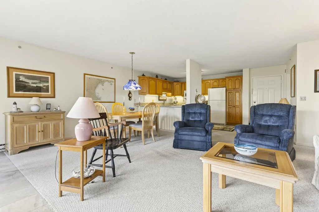215 E Grand Avenue Old Orchard Beach ME 04064