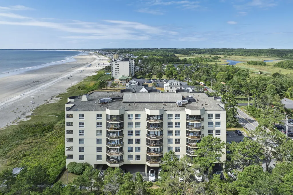 215 E Grand Avenue Old Orchard Beach ME 04064