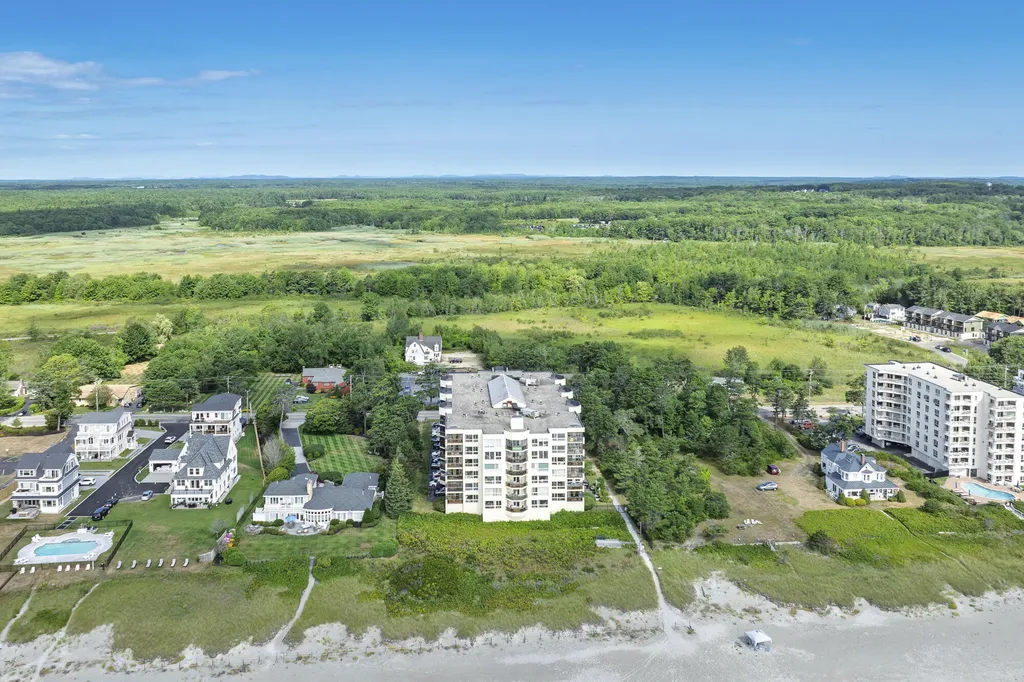 215 E Grand Avenue Old Orchard Beach ME 04064
