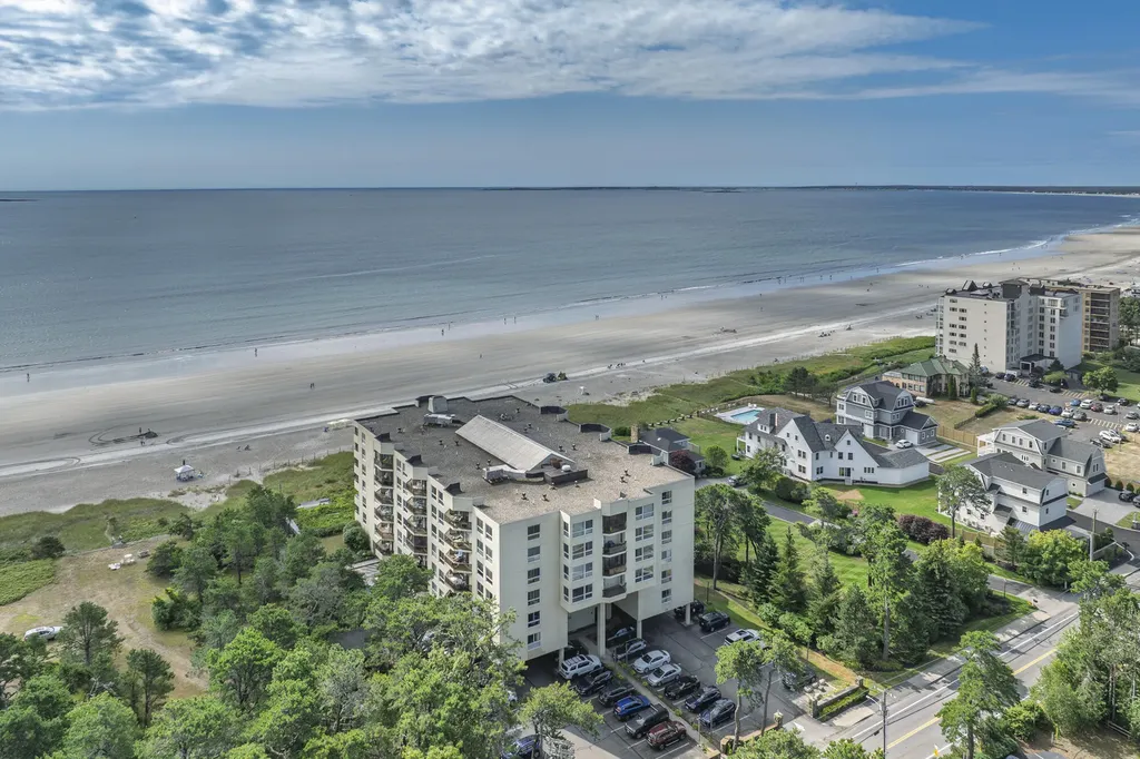 215 E Grand Avenue Old Orchard Beach ME 04064