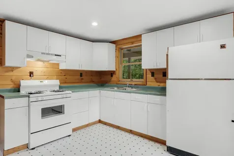 2 Cobble Hill Road Paris ME 04281