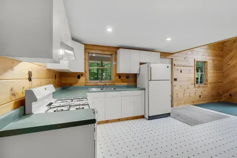 2 Cobble Hill Road Paris ME 04281