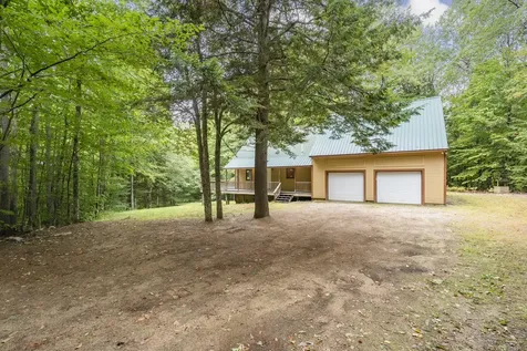 2 Cobble Hill Road Paris ME 04281