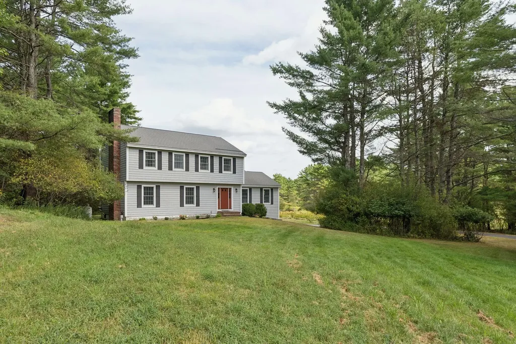 247 Ledge Road Yarmouth ME 04096
