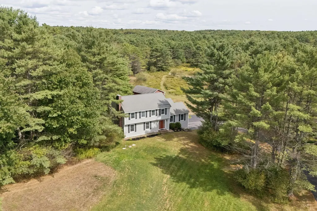 247 Ledge Road Yarmouth ME 04096