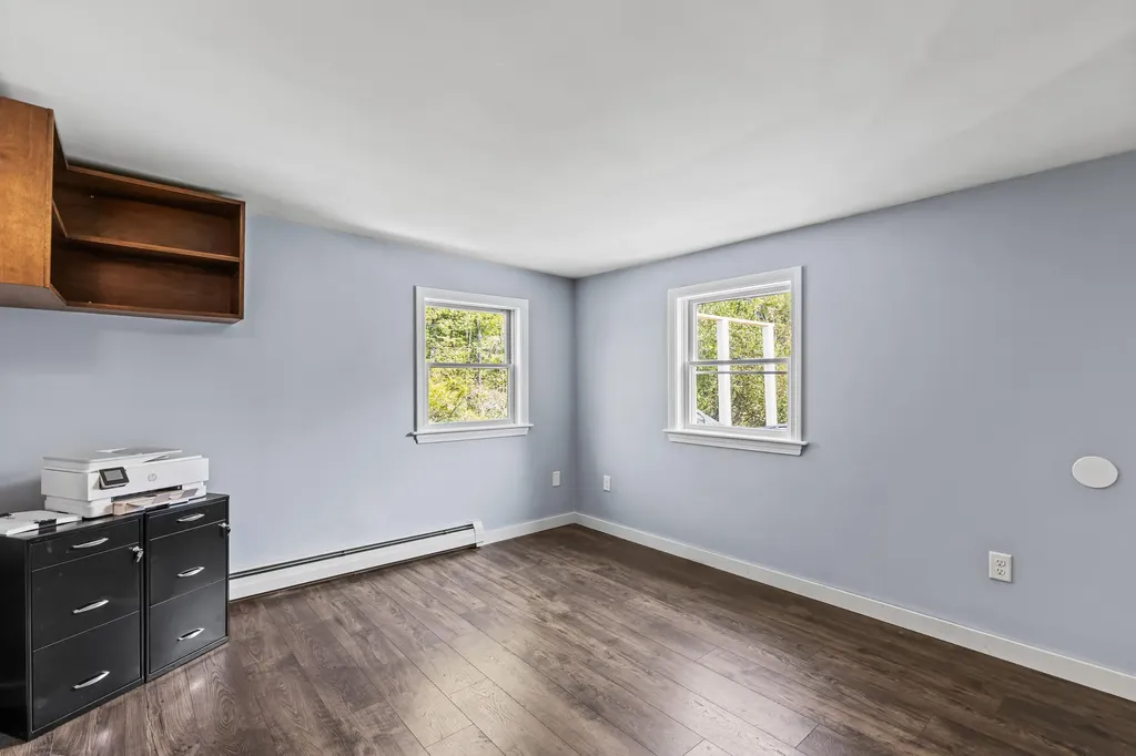 1083 Roosevelt Trail Windham ME 04062