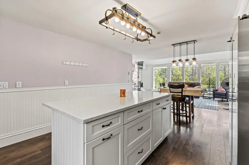 1083 Roosevelt Trail Windham ME 04062