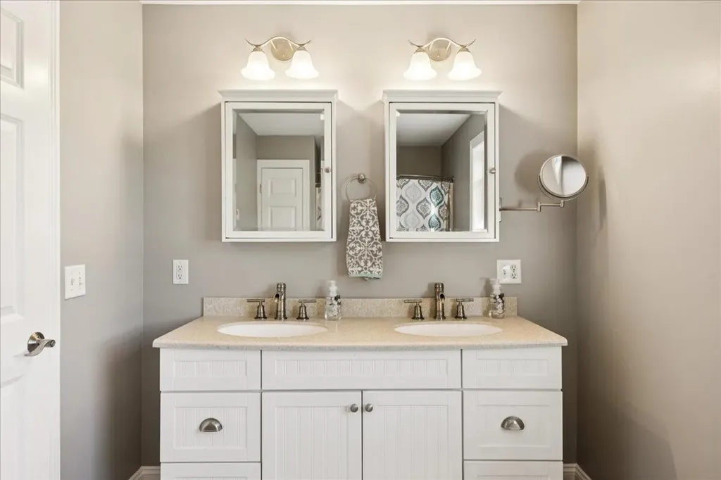 58 Lynn Avenue Brewer ME 04412