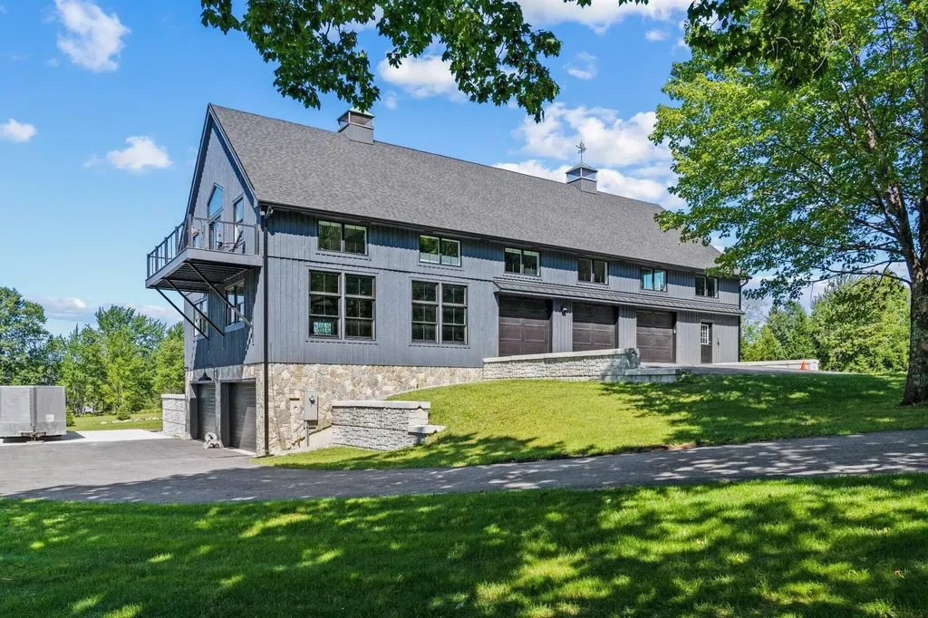 440 Blackstrap Road Falmouth ME 04105