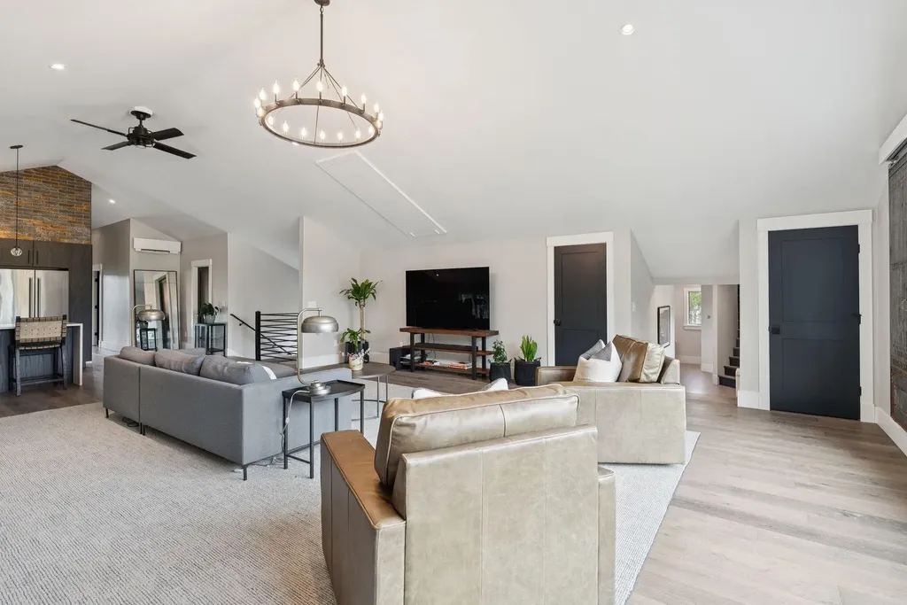 440 Blackstrap Road Falmouth ME 04105