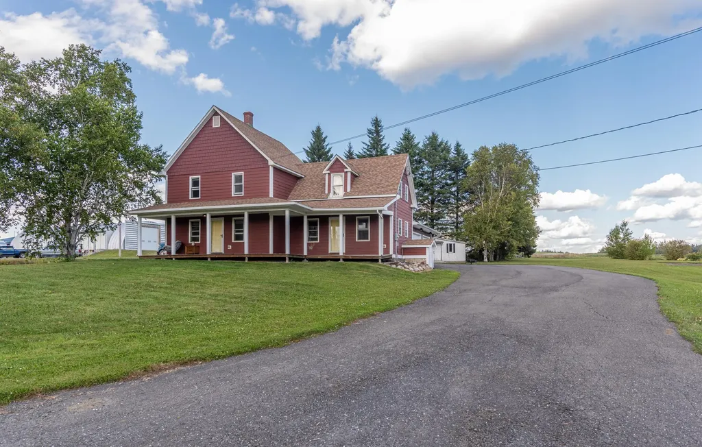5 Brook Road Saint Agatha ME 04772