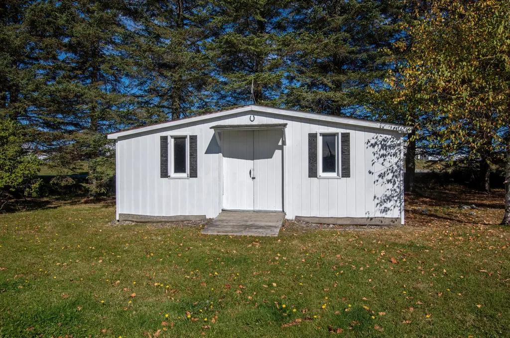 5 Brook Road Saint Agatha ME 04772