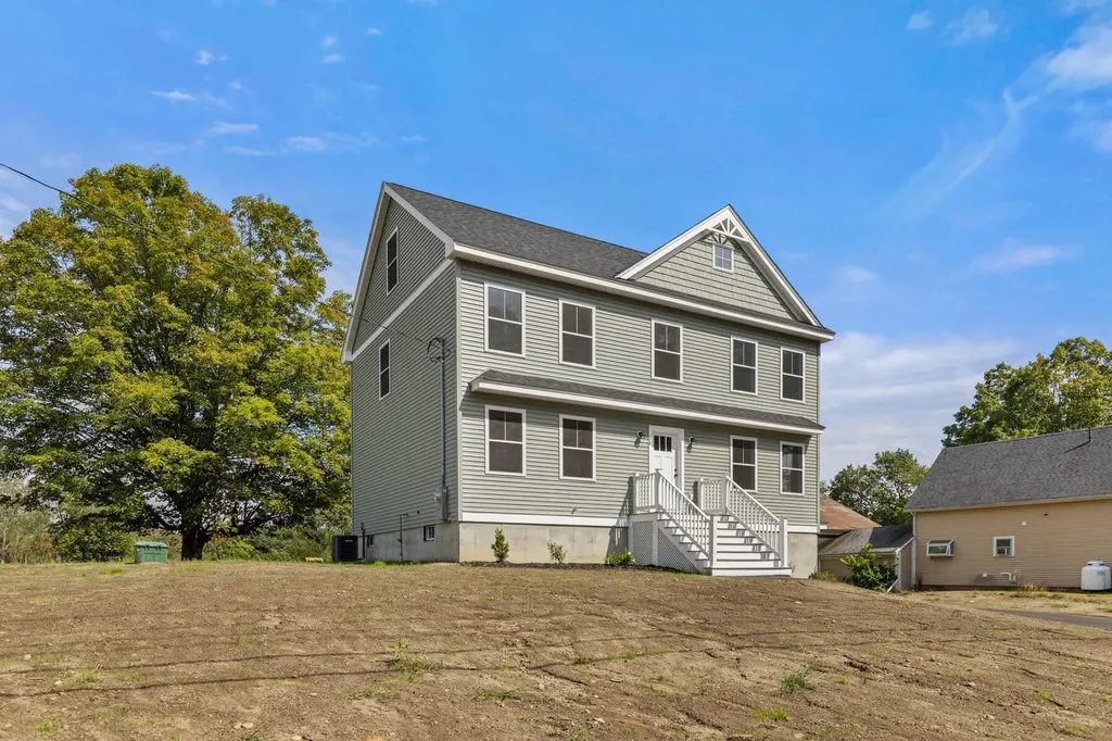 88 Old Pine Hill Road N Berwick ME 03901