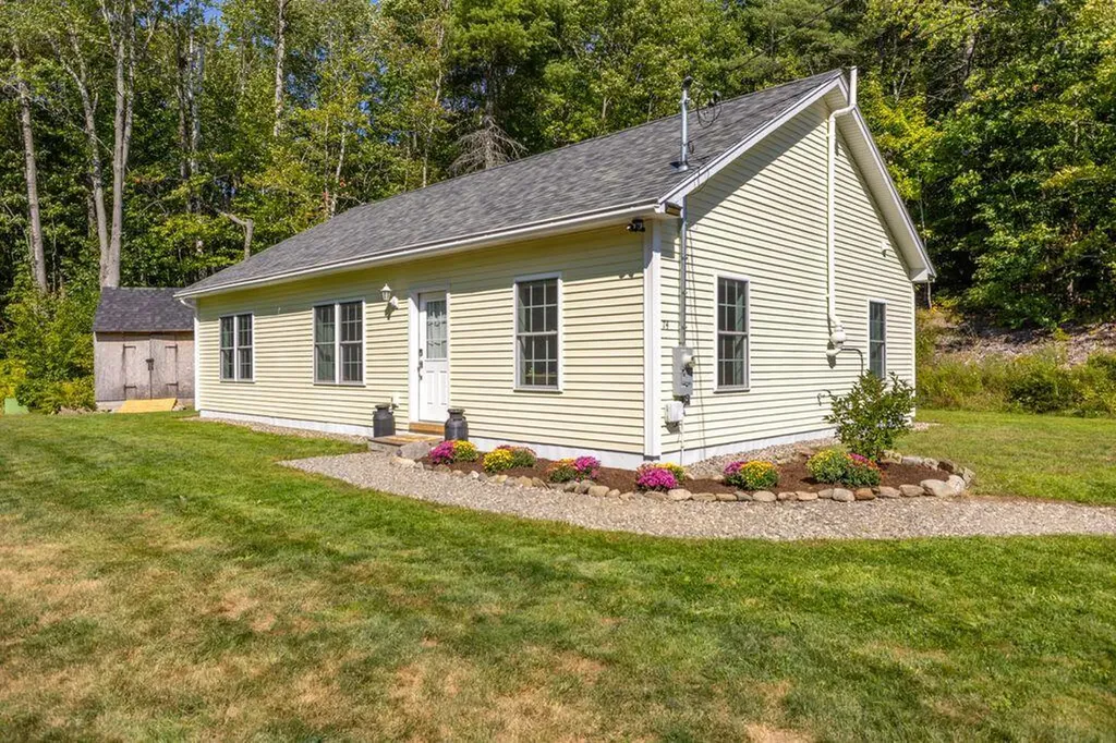 74 East Ridge Road Sabattus ME 04280