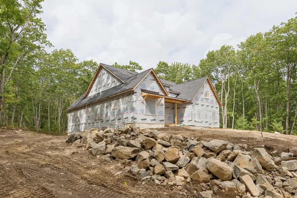 36 Roberts Lane Kennebunkport ME 04046