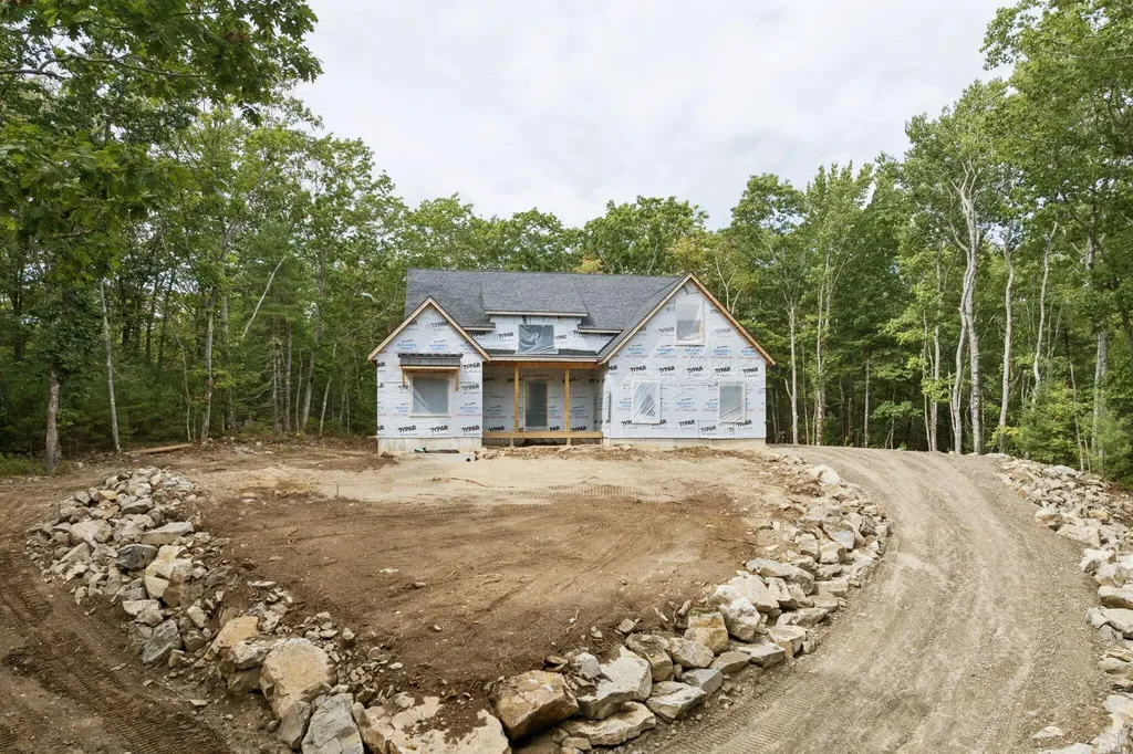 36 Roberts Lane Kennebunkport ME 04046