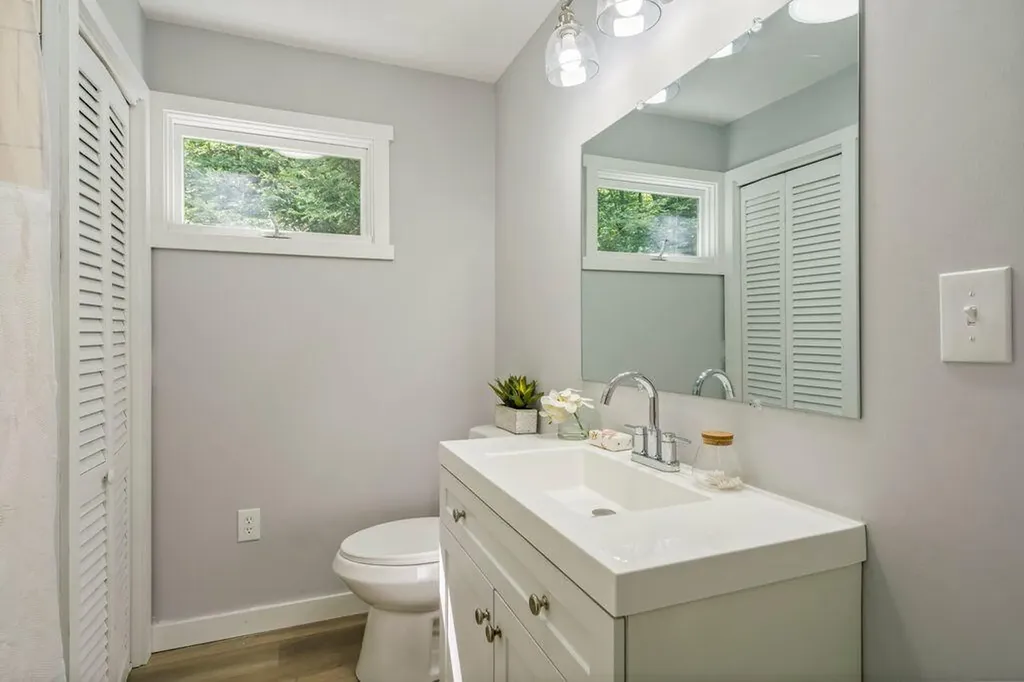 1239 Main Street Bowdoin ME 04287