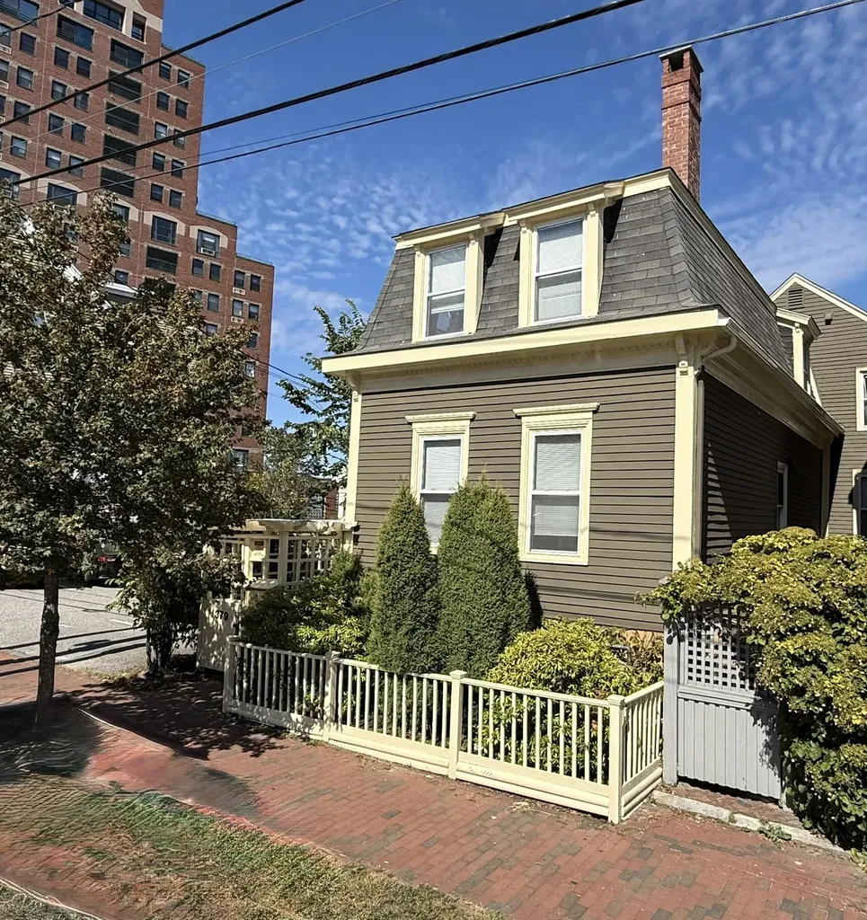 379 Cumberland Avenue Portland ME 04101