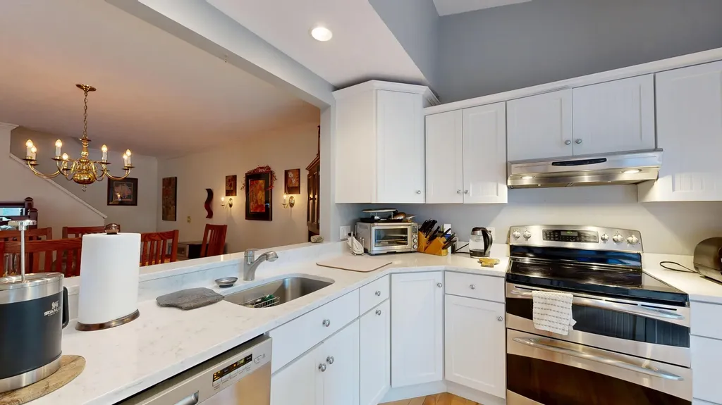 52 Blueberry Cove Road Yarmouth ME 04096