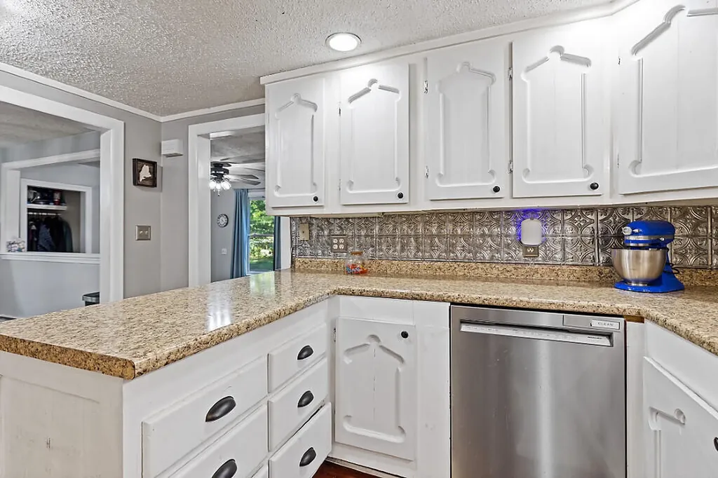 955 Northern Avenue Farmingdale ME 04344