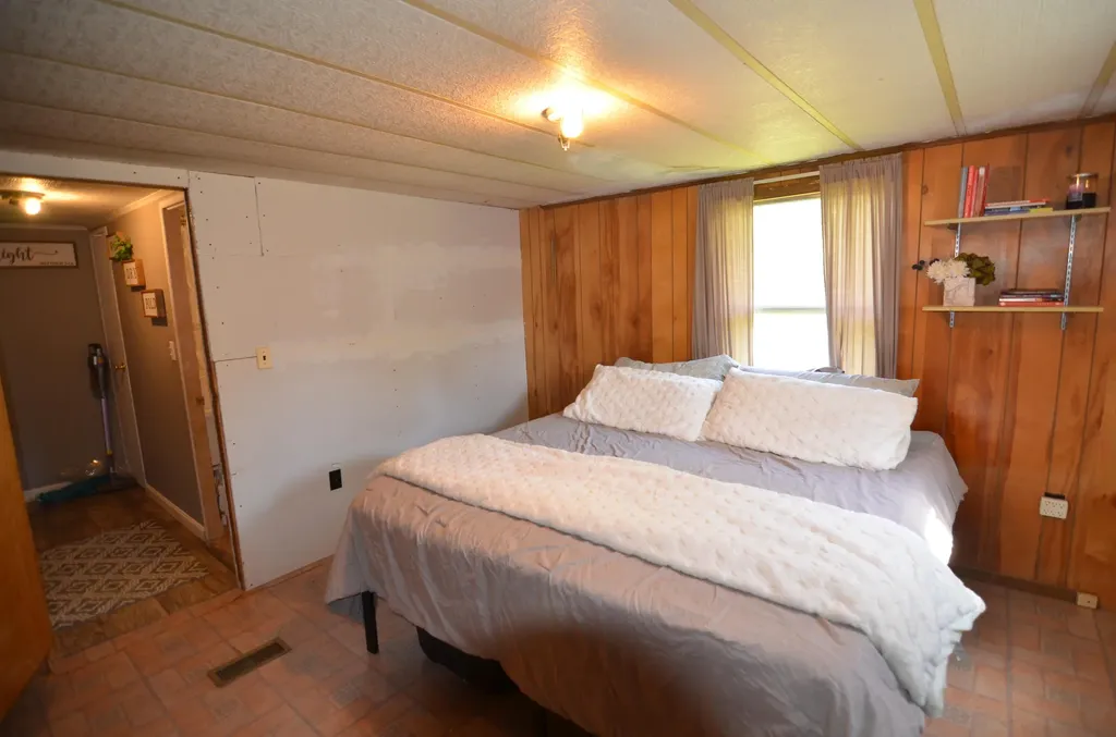 33 Coles Corner Road Winterport ME 04496