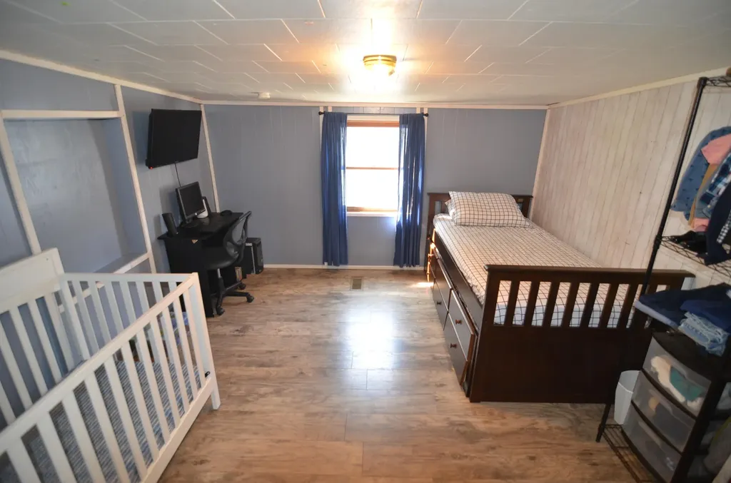 33 Coles Corner Road Winterport ME 04496