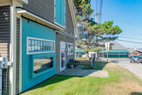 15 Epps Street Portland ME 04108