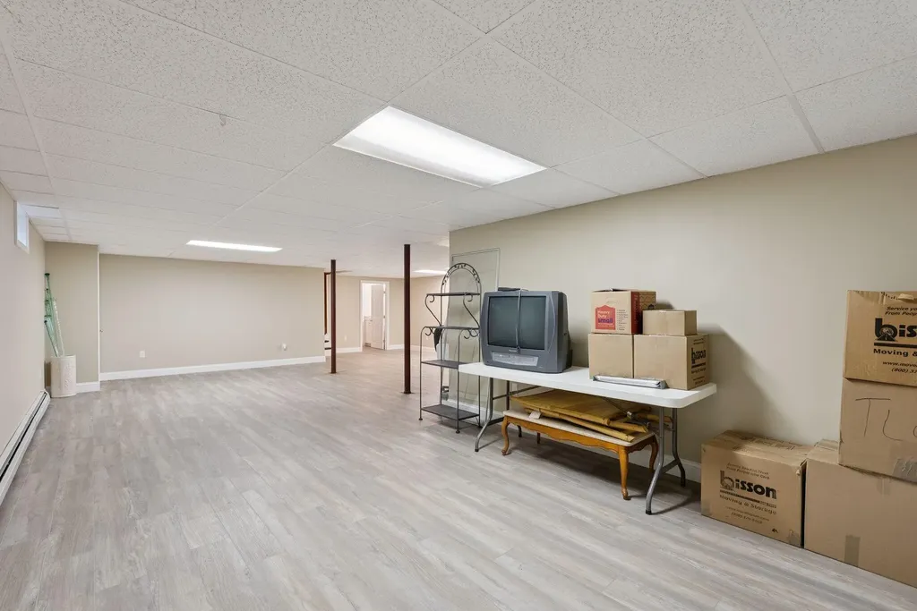 56 Two Rod Road Scarborough ME 04074
