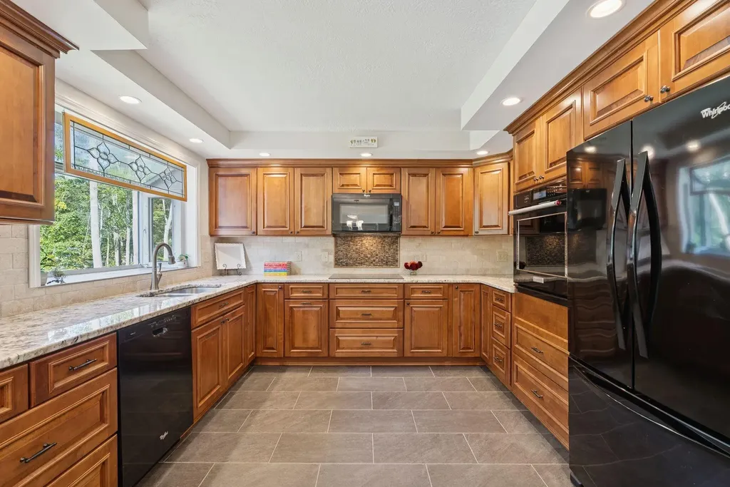 56 Two Rod Road Scarborough ME 04074