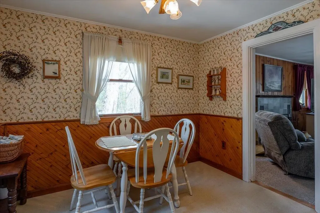 22 Sand Hill Road Wiscasset ME 04578