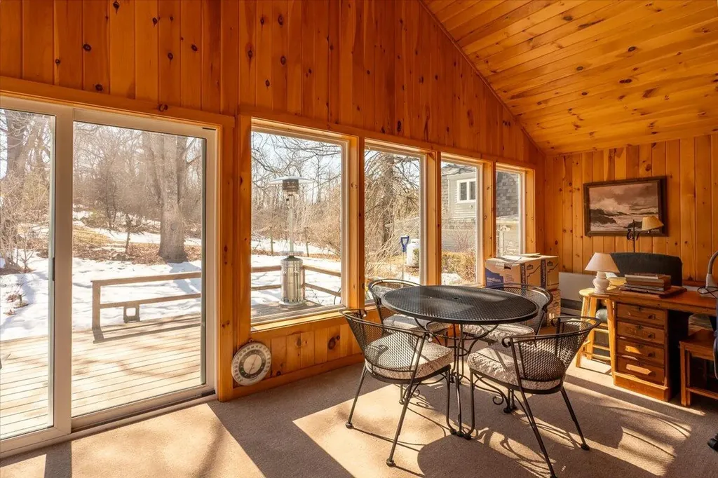 22 Sand Hill Road Wiscasset ME 04578