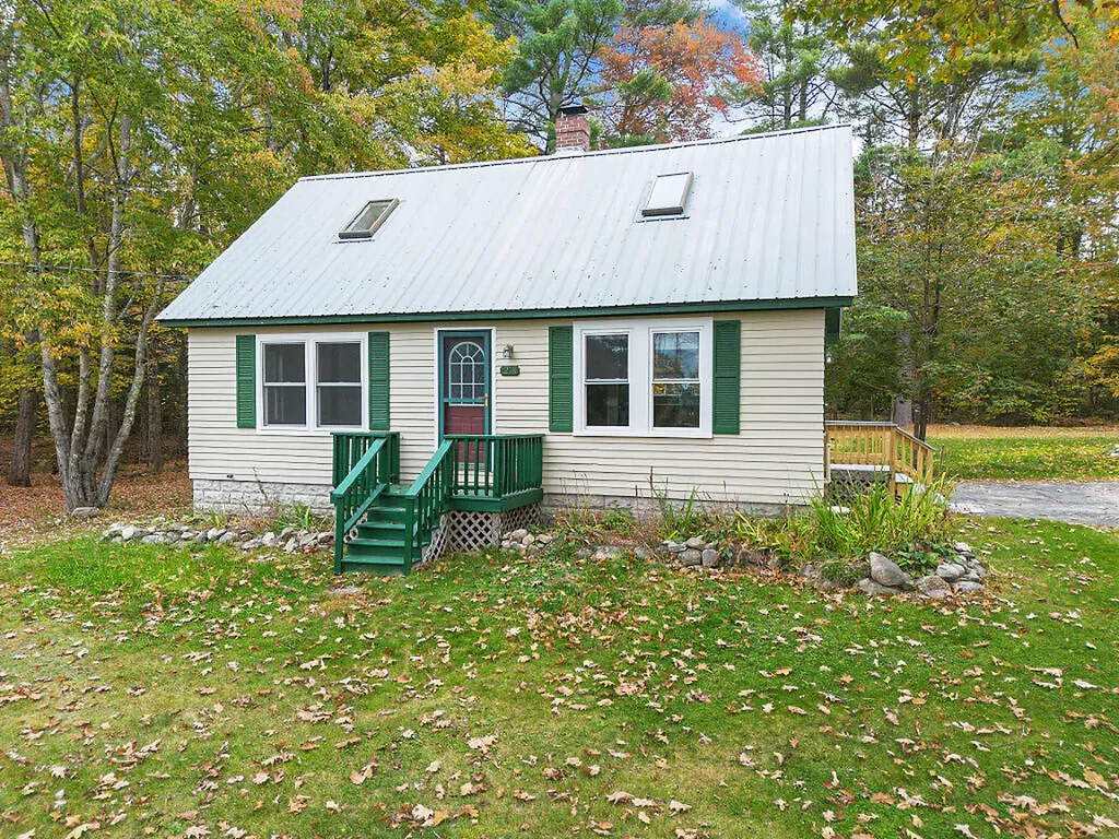 1278 Naples Road Harrison ME 04040