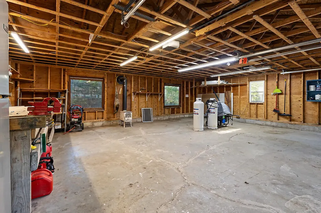 1278 Naples Road Harrison ME 04040