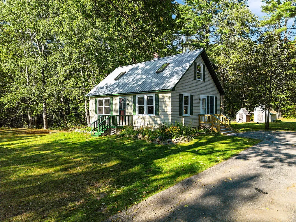 1278 Naples Road Harrison ME 04040