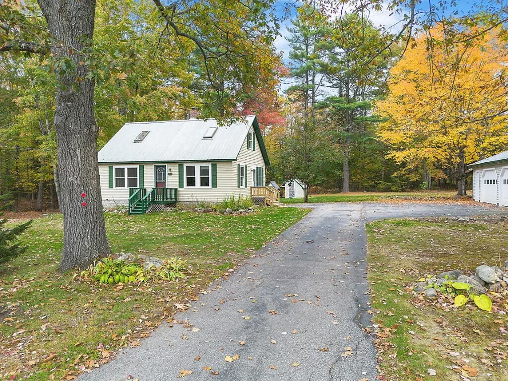 1278 Naples Road Harrison ME 04040