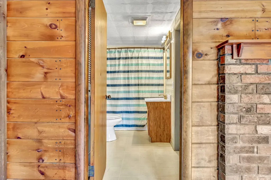 66 Summer Street Oakland ME 04963