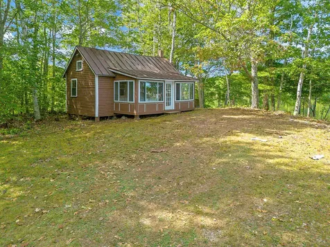 37 33rd Fire Road China ME 04358