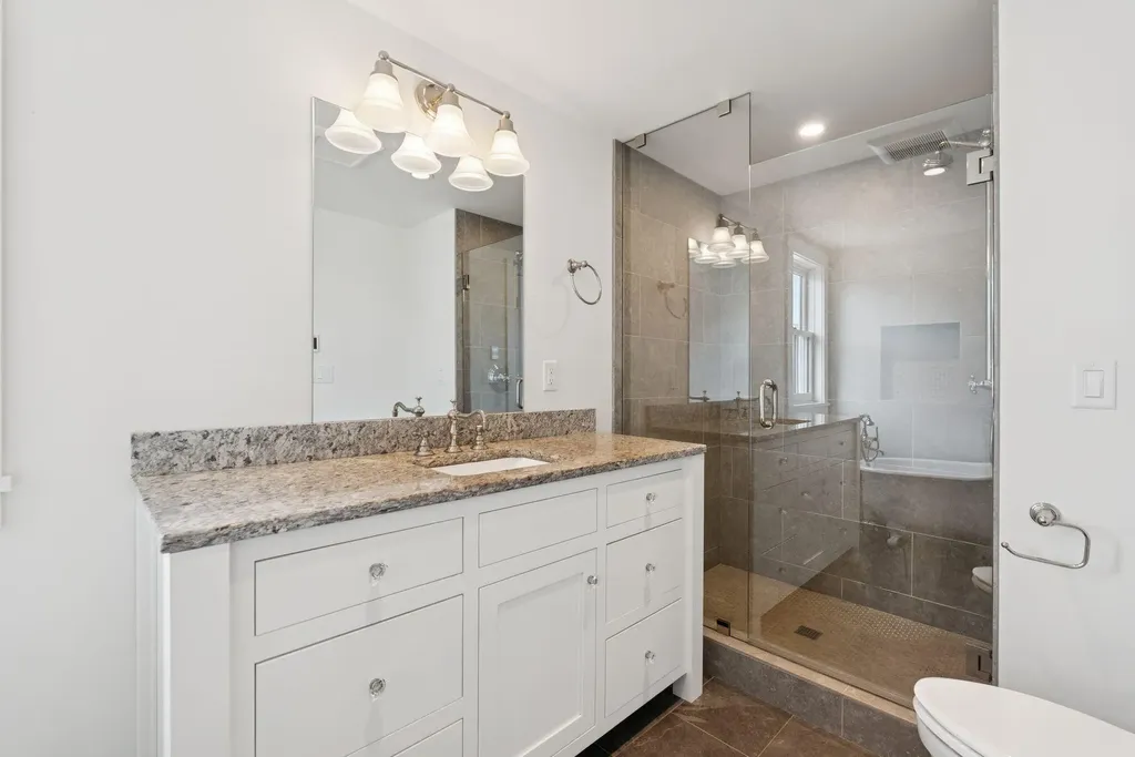 33 Turner Street Portland ME 04101