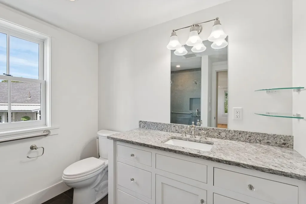 33 Turner Street Portland ME 04101