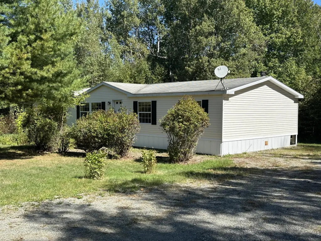20 Upper Boggy Brook Road Ellsworth ME 04605
