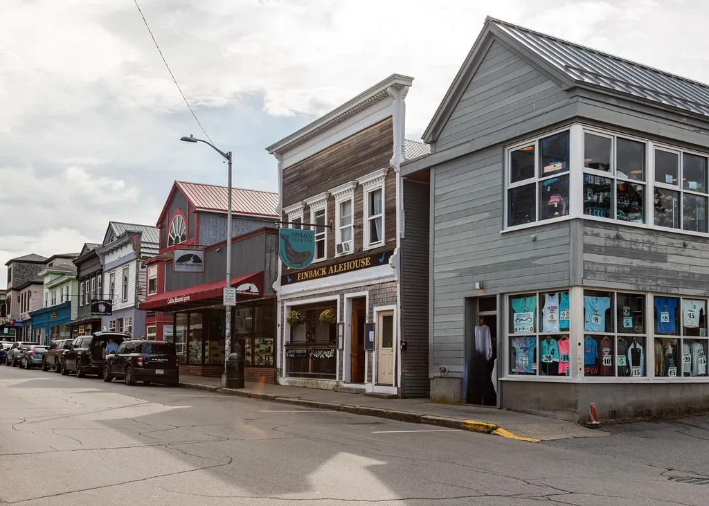 30 Cottage Street Bar Harbor ME 04609