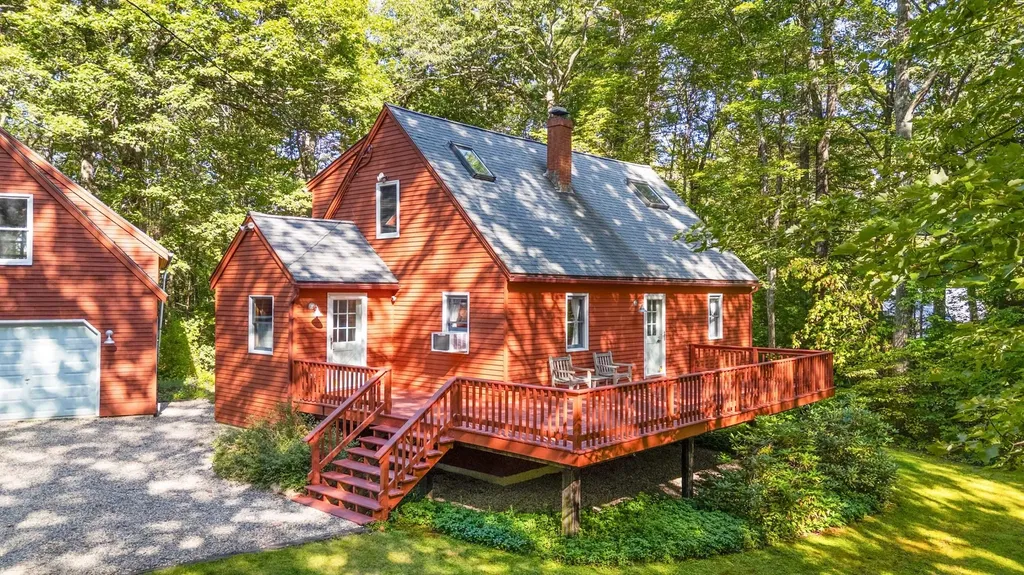 52 Perimeter Avenue Standish ME 04084