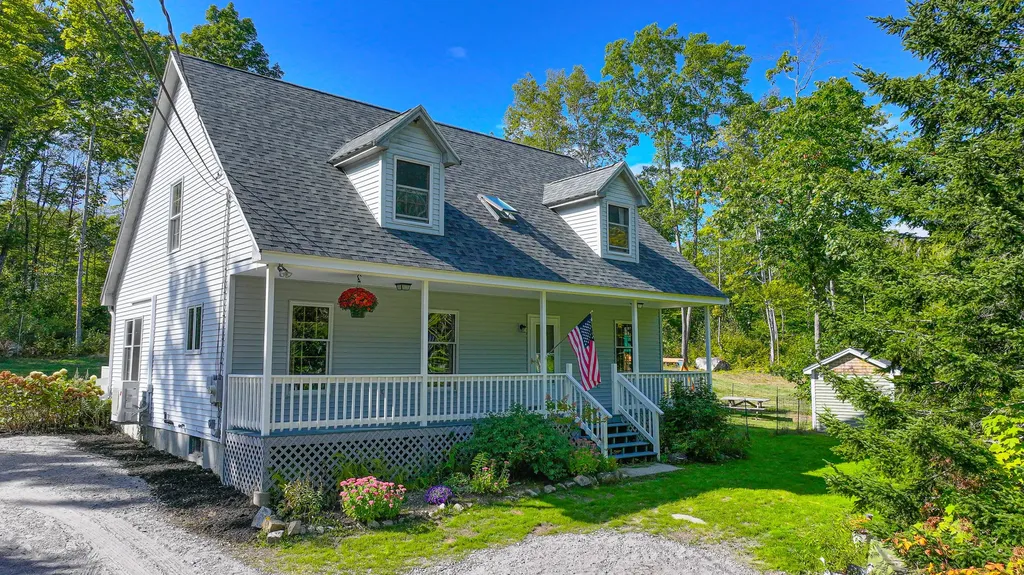 112 Thompson Lake Shores Road Casco ME 04015