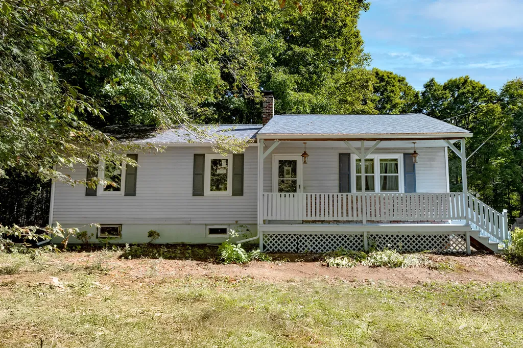 757 Dover Road Charleston ME 04422