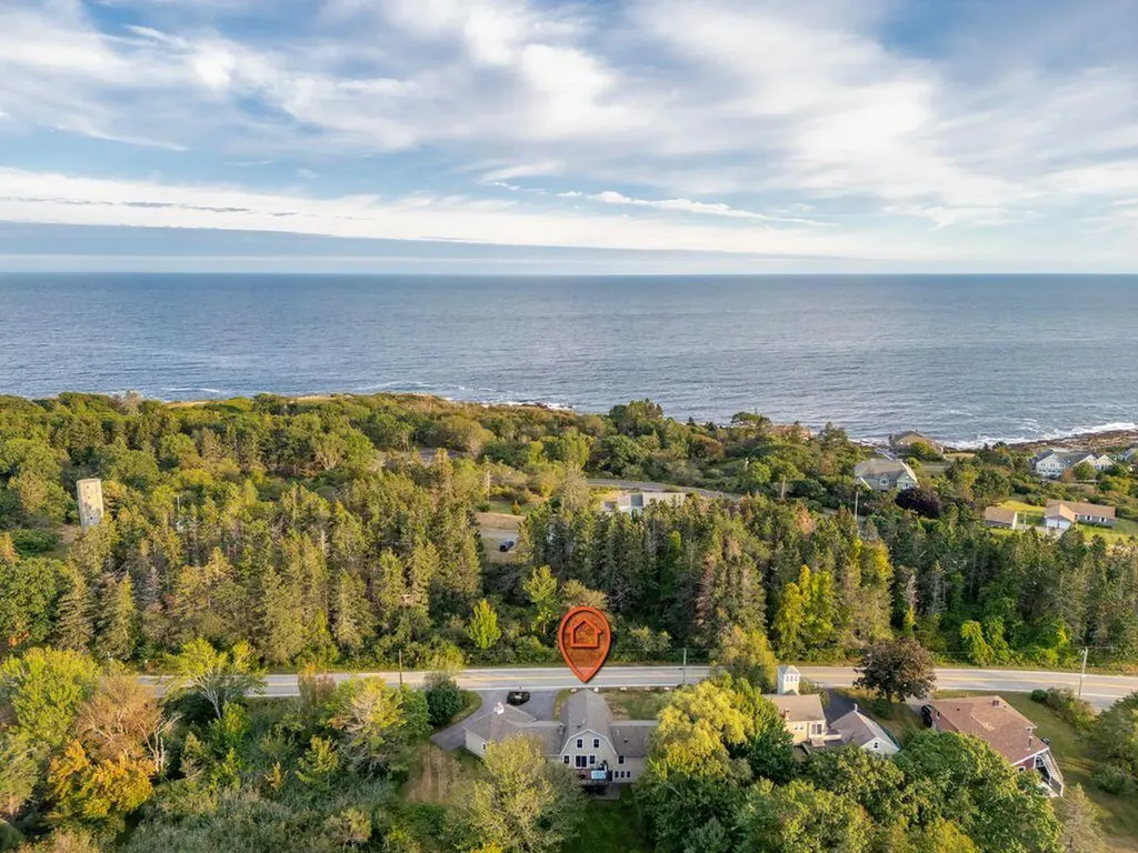 144 Two Lights Road Cape Elizabeth ME 04107