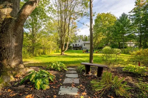 144 Two Lights Road Cape Elizabeth ME 04107