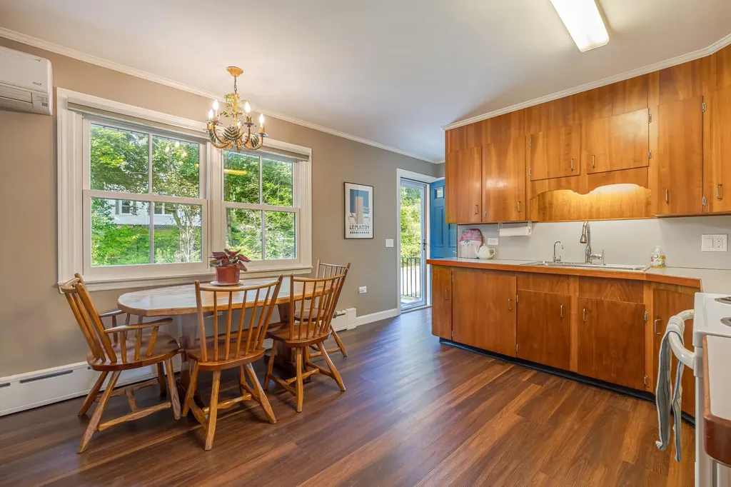35 Maple Street Ellsworth ME 04605