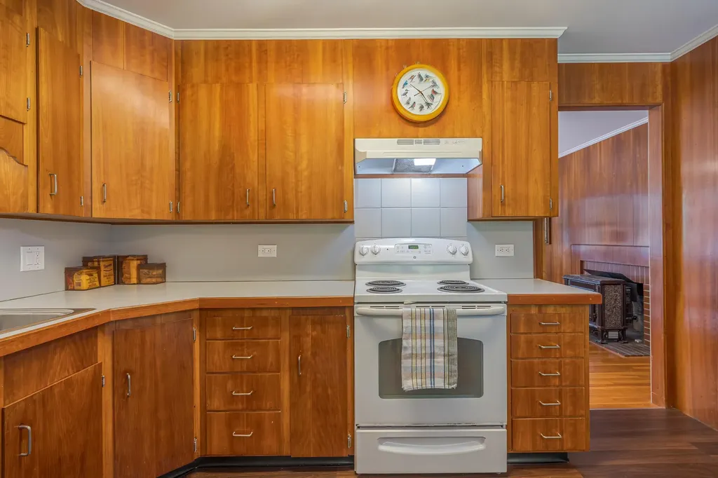 35 Maple Street Ellsworth ME 04605
