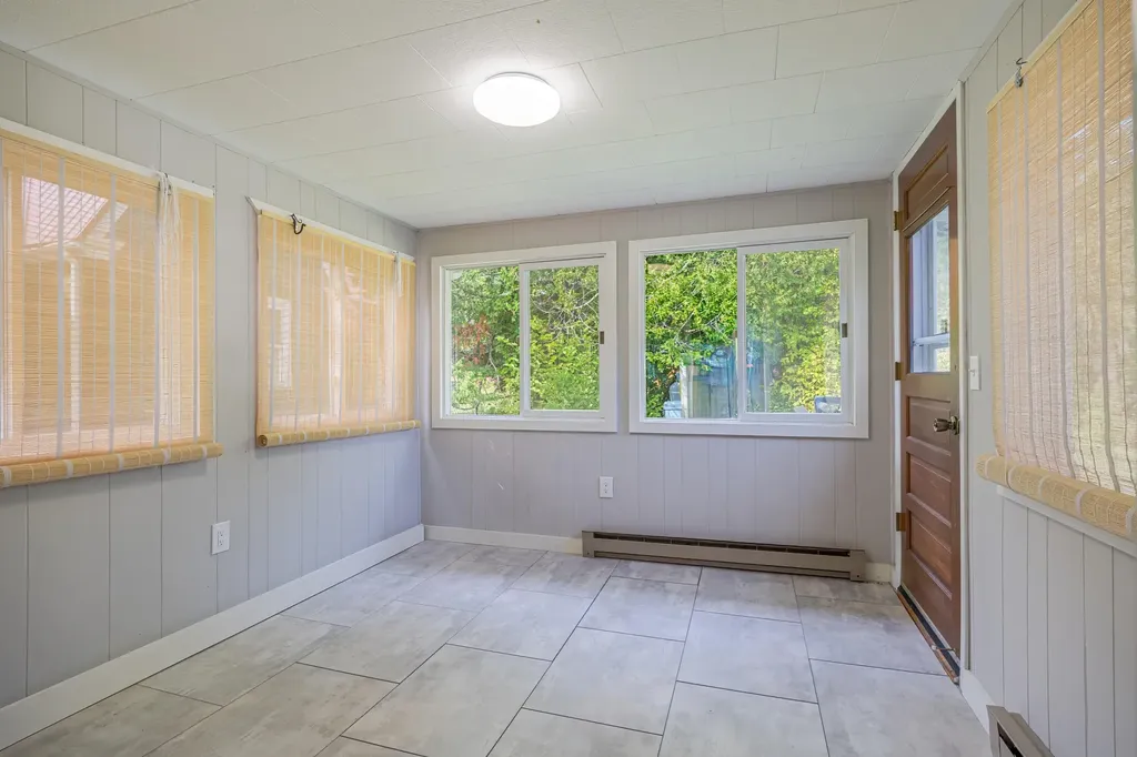 35 Maple Street Ellsworth ME 04605